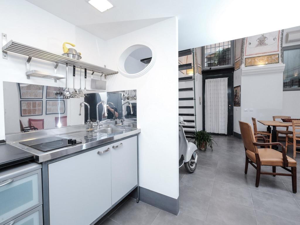 Ancient Trastevere Vespa Loft Apartment Rome Exterior photo